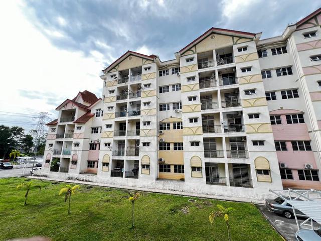 Alpine Village Apartment 1