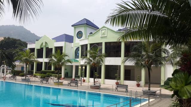 Pearl Garden 1