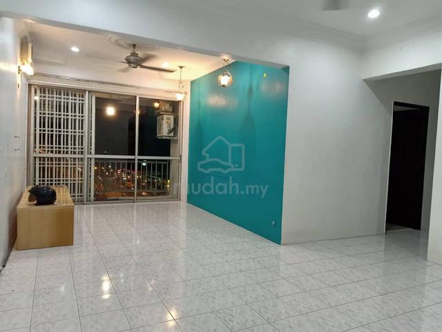Putri Ria Apartment 1