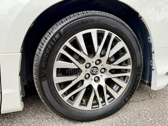 2017/2020 Toyota ALPHARD SC 2.5 (A) - 5