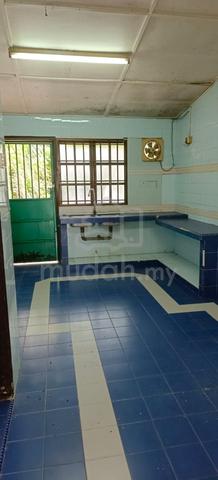 Low Cost 2 Tingkat untuk dijual di Cenderawasih Kuantan 1
