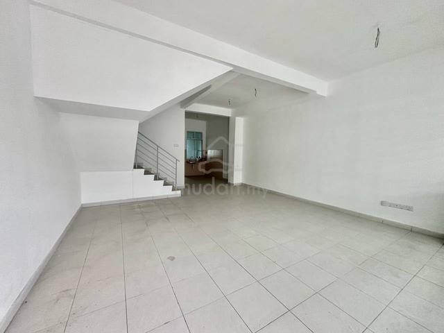 Pulai Mutiara Double Storey Terrace House 4bed Johor Bahru 1