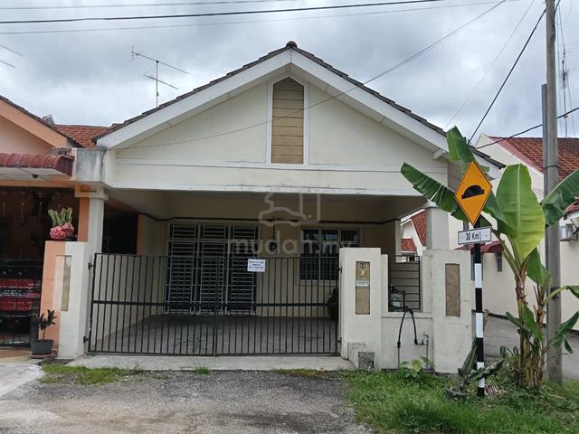 Single Storey Terrace House For Sale 1