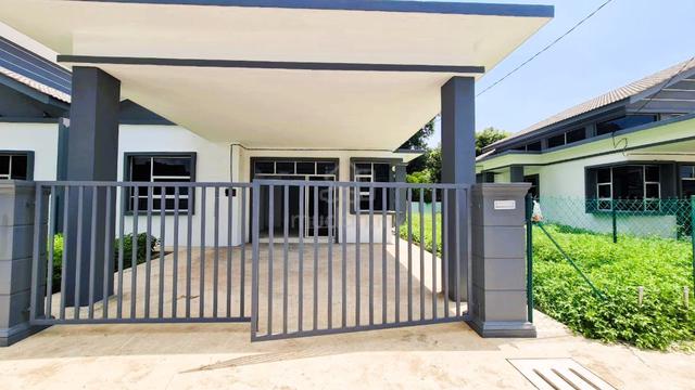 [UNIT RUMAH BARU DEKAT PANTAI] Semi D Alor Ladang Beserah Kuantan 1