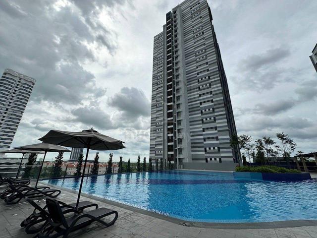 Admiral Residences 1