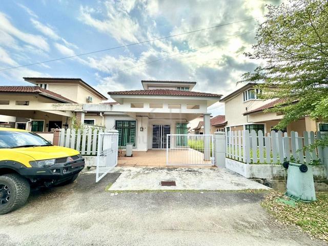MURAH & BESAR 🔥 SEMI-D FREEHOLD 4B2B Saujana Indah Bukit Katil Melaka 1