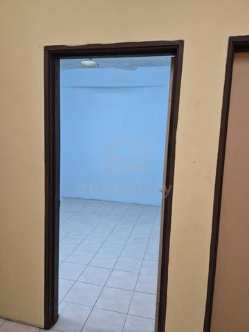Teres setingkat bandar tun razak tmn lorong belakang pam minyak bhp 1