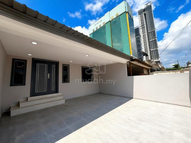 Taman Century Fully Renovated Single-Storey Terrace House in JB KSL 1