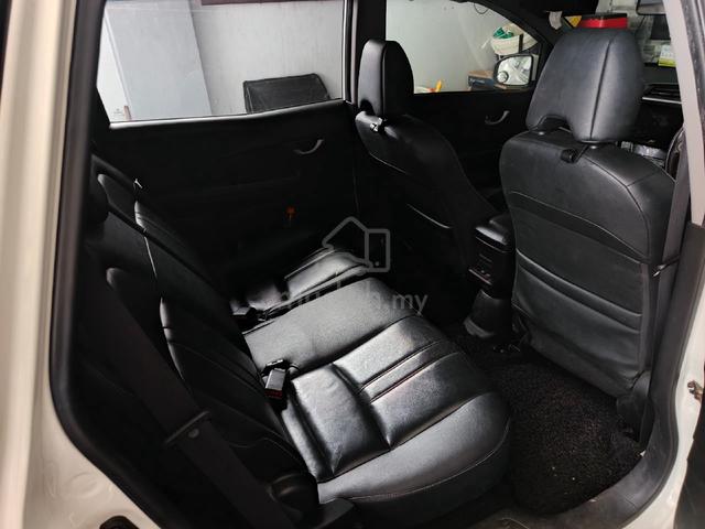 2017 Honda BR-V 1.5 V -- (A) - 4