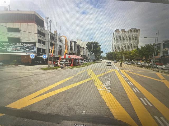 prime location commercial shophouse at jelutong main road 1