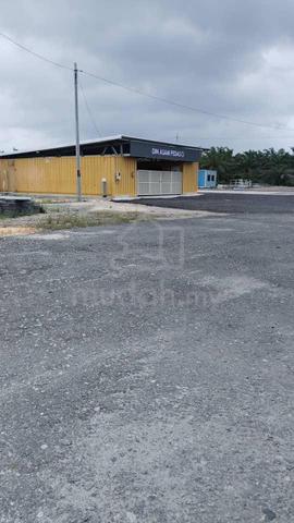 Near Pekan Nanas, a place with great potential for development 1