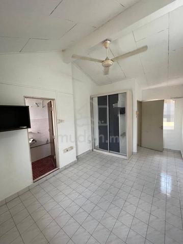Kepong Tmn Sri Sinar Landed for rent accept company rent 5