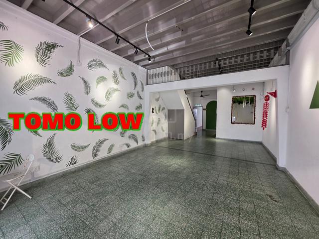 Cheap Rent Main Road Georgetown 2 Storey Shophouse 1