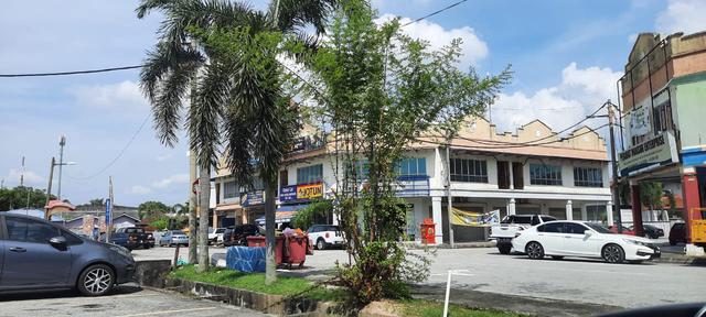 For Sale 2 Storey Shophouse Dengkil Selangor 1