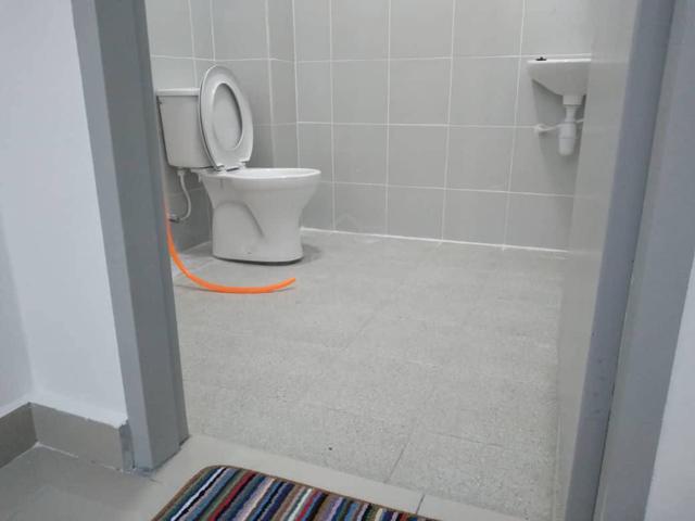 RENOVATED & PARTLY FURNISHED - Taman Bakti YNS, Labu 5