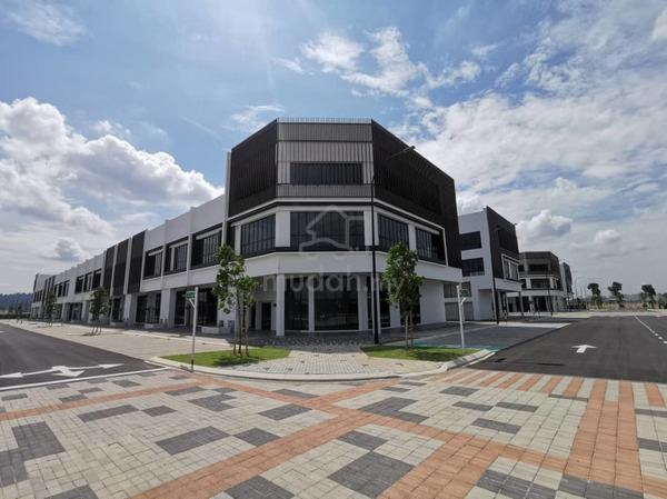 TOWN AREA HOTEL! 5 Storey Hotel with 143 Bedrooms Melaka 1