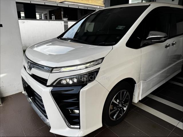 2018 Toyota VOXY 2.0 ZS KIRAMEKI (A) - 2