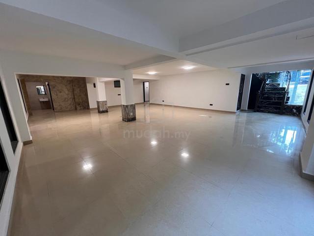 The Sanctuary Luxury 3-Storey Bungalow | Renovated 300K+ | Gelugor 1