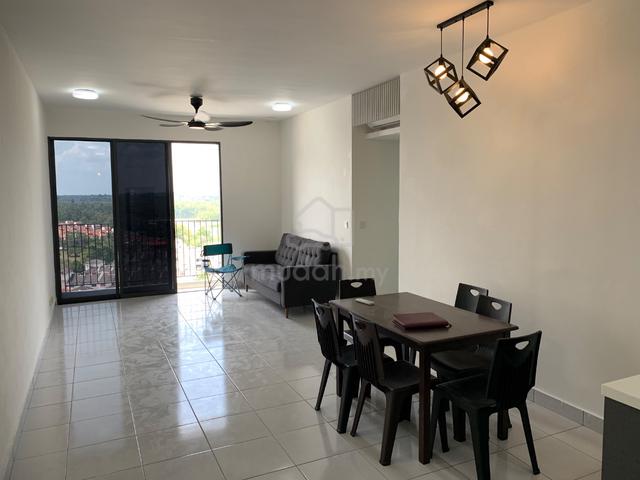 E Island Lake Haven 1