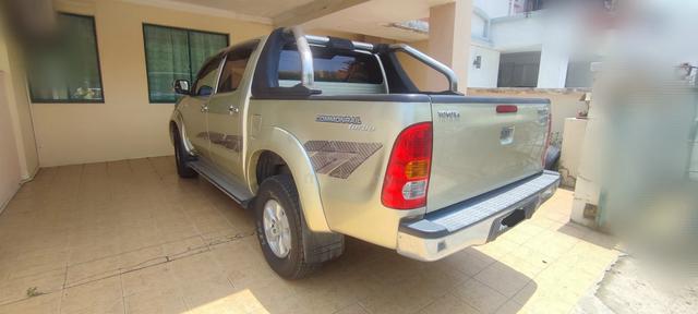 2009 Toyota HILUX 2.5 G (A) - 3