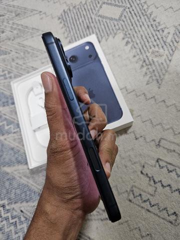 iphone 17 Pro Max - photo 4 of 6
