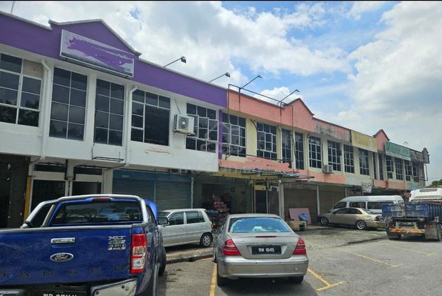 2 Storey Shop lot At Taman Mutiara Bukit Kemuning Shah Alam Selangor 1