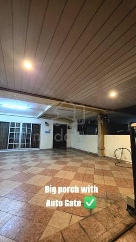 【 1+1+1+1+1+1 PLUS 3 】LEGENDA HEIGHTS - 2.5 Storey Terrace House 1