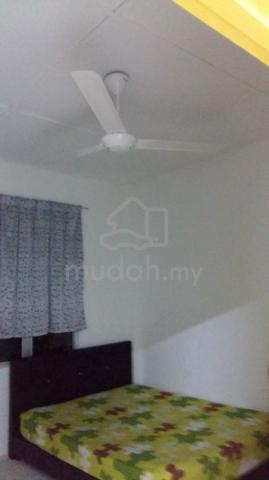 Kiambang Apartment 1