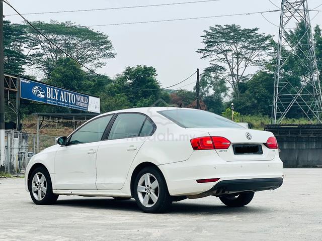 CASH N CARRY 2011 Volkswagen JETTA 1.4 TSI (A) - 3