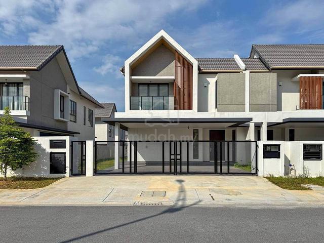 FREEHOLD Semi-D| 30 Mins From PJ|Private Garden| 0 Entry Cost 1