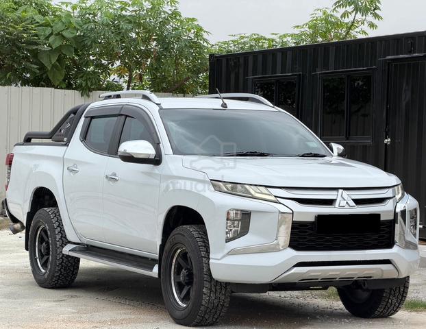 OFFER⭐ 2019 Mitsubishi TRITON 2.4 VGT A/T PREMIUM - 2