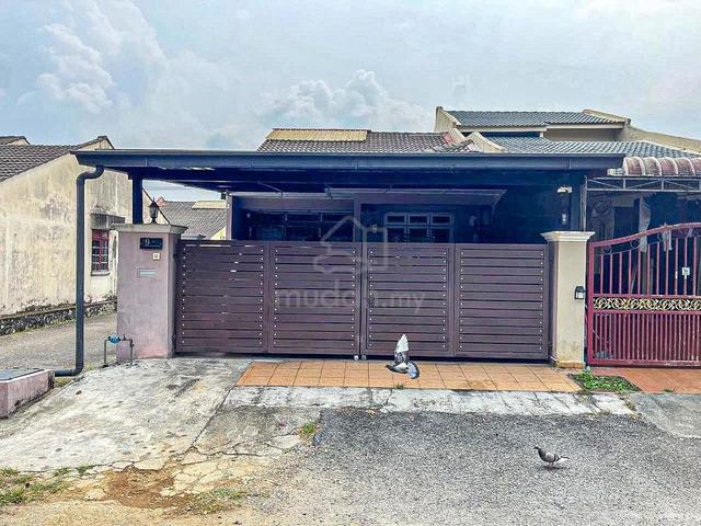 EndLot 1-Storey Terrace Jalan Teratai, Bukit Beruntung 1