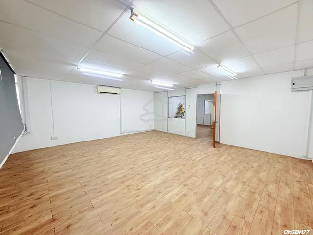 Port Klang Road Mainroad  Office 20x90 Furnised For Rent 1
