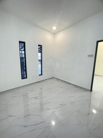 Taman Makmur Kulai,Single Storey Terrace,Fully Renovated For Sale 1