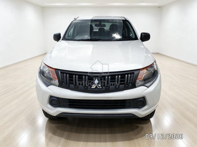 2019 🛑Mitsubishi Triton Quest 2.5 Mt 4X2 1 OWNER - 3