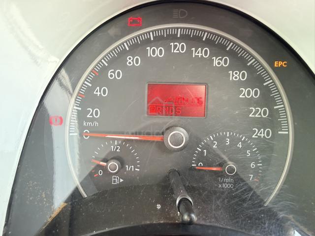 2010 Volkswagen NEW BEETLE 1.6 (A) - 5