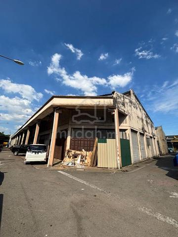 Sungai Besi Corner Lot 1.5 Storey linked Terrace Factory 1