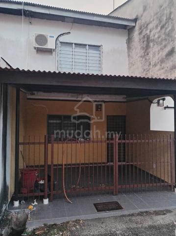 Muar Jalan Mawar double storey terrace 1