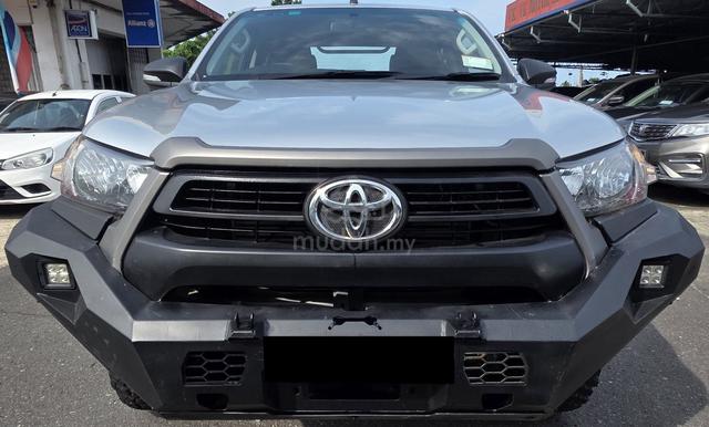 2023 Toyota HILUX DC 2.4 AN120 VNT FL (MT) (4X4)🩶 - 2