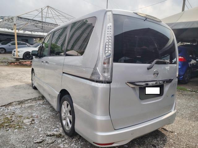 2013 Nissan SERENA 2.0 S-HYBRID 95000KM DONE - 4