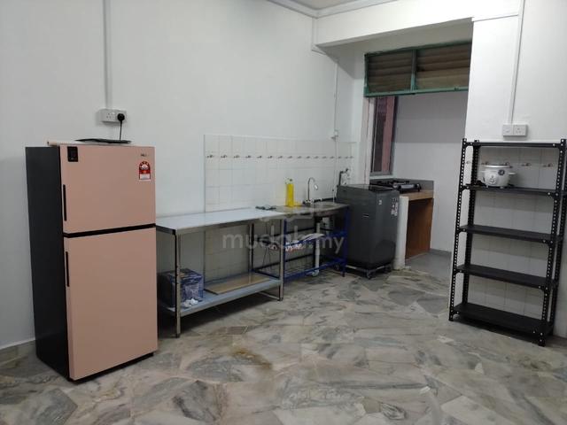 Apartment Dahlia @ Jalan Melor Bukit Beruntung 1