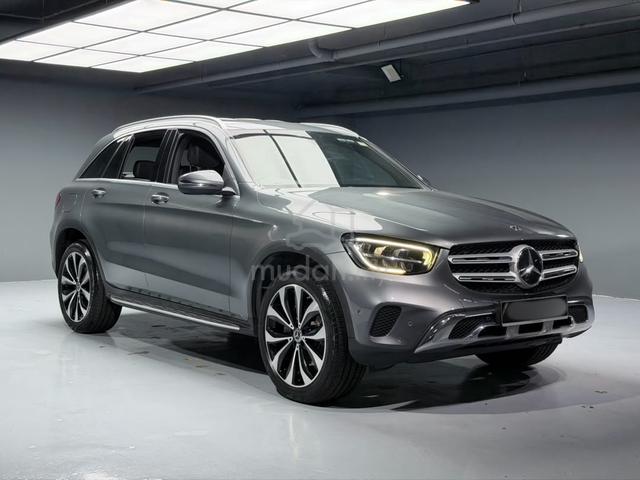 GLC 200 EXL 56KM MIL APPCPLY FREE WRTY STUDENT CAr - 1
