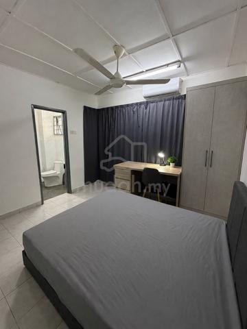 Puchong Utama Furnished Master Room Middle Room Small Room 1