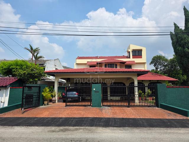 SS 3 Petaling Jaya Corner Bungalow 1
