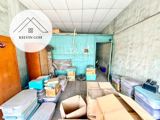 Georgetown Freehold 2-Storey Shophouse, Car Porch, 2,000 sq ft 1