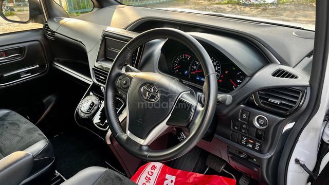 2021 Toyota VOXY 2.0 ZS KIRAMEKI 3 OFFER FULLOAN - 5