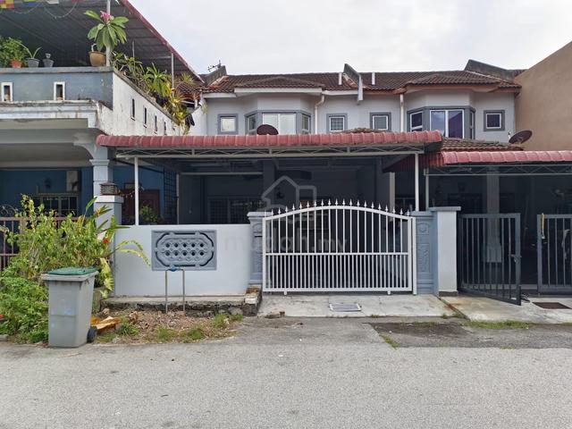 Double Storey Terrace House Bandar Springhill, Port Dickson, N9 1