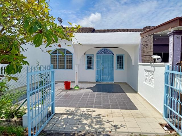 Rumah Teres Setingkat di Tmn Merdeka, Melaka 1