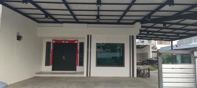 (FOR RENT) Taman Stadium, 2 Storey Semi D, Alor Setar, Kedah 1