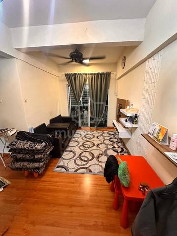 Suria Tropika Apartment 1